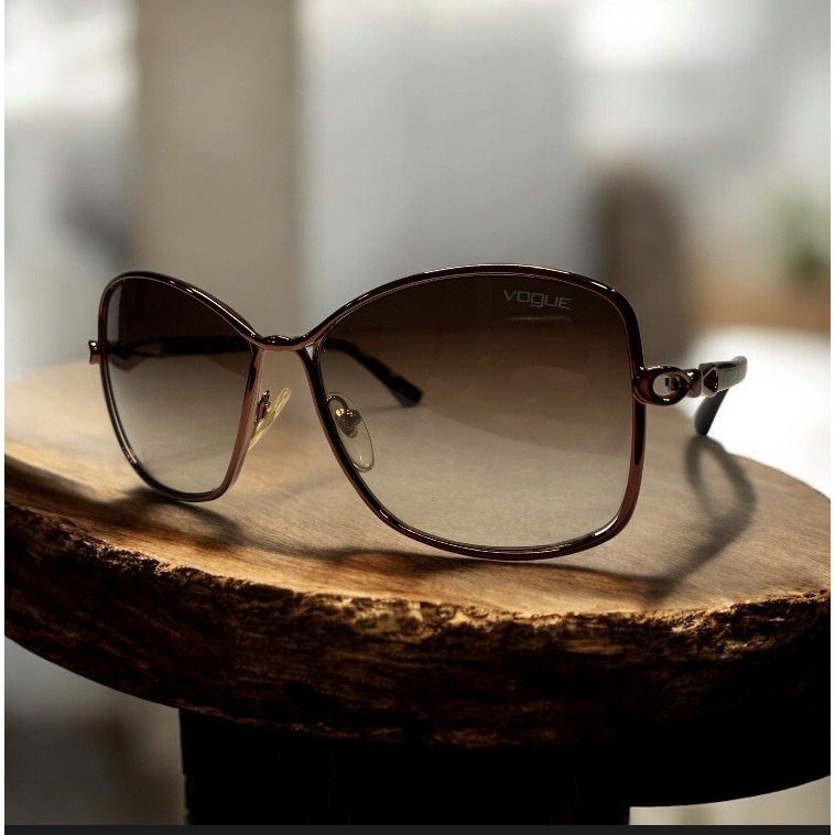 Vogue Italy Women's Sunglasses Vo 3832-S 811/13 Tortoise Brown 57/16/130 W/Case